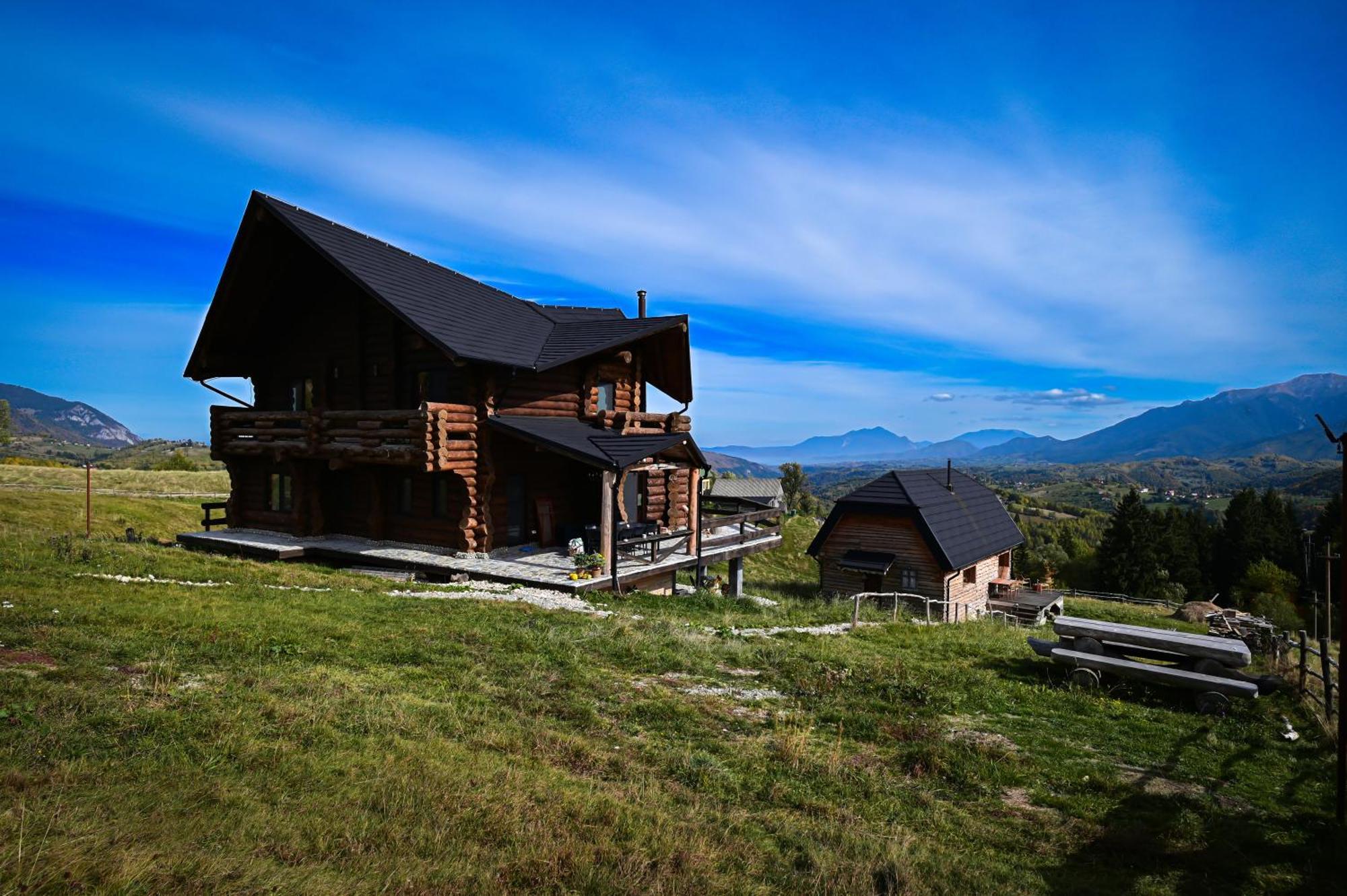 فيلا The Barn Şirnea المظهر الخارجي الصورة